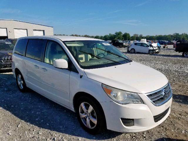 2V4RW3D12AR230825 - 2010 VOLKSWAGEN ROUTAN SE WHITE photo 1