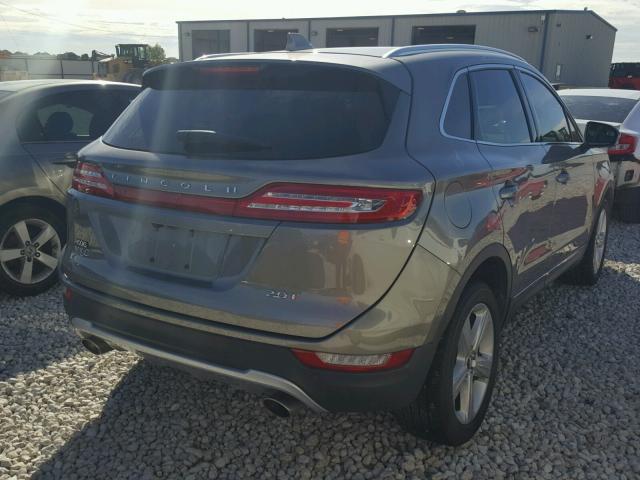 5LMCJ1C97HUL13022 - 2017 LINCOLN MKC PREMIE GRAY photo 4