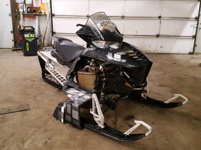 4UF17SNWXHT103292 - 2017 ARCC SNOWMOBILE BLACK photo 1