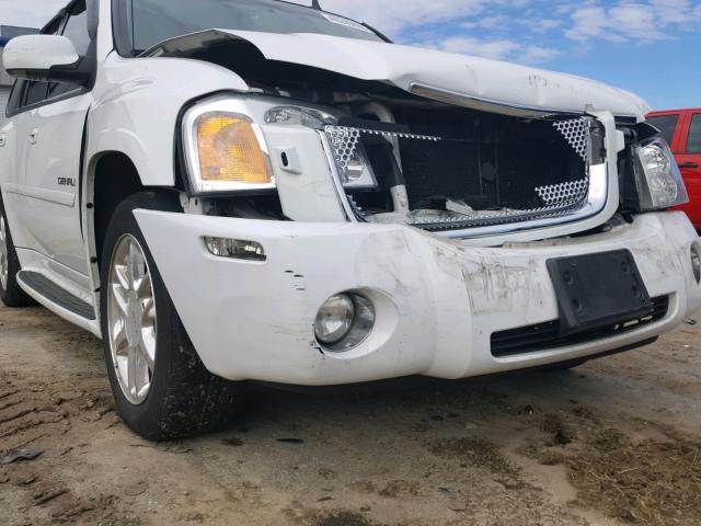 1GKET63M672243426 - 2007 GMC ENVOY DENA WHITE photo 9