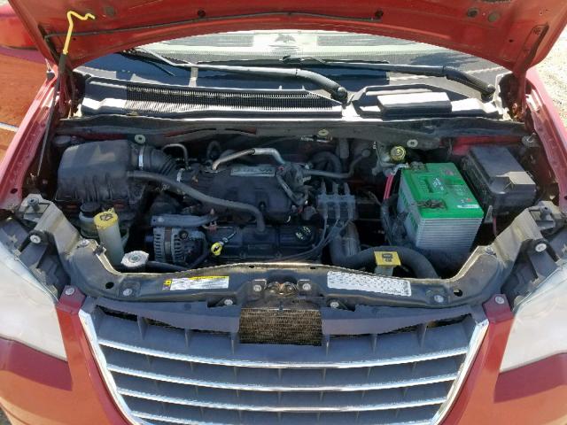 2A8HR54159R618614 - 2009 CHRYSLER TOWN & COU RED photo 7