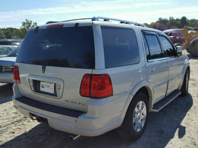 5LMFU28516LJ20593 - 2006 LINCOLN NAVIGATOR Кремовый фото 4