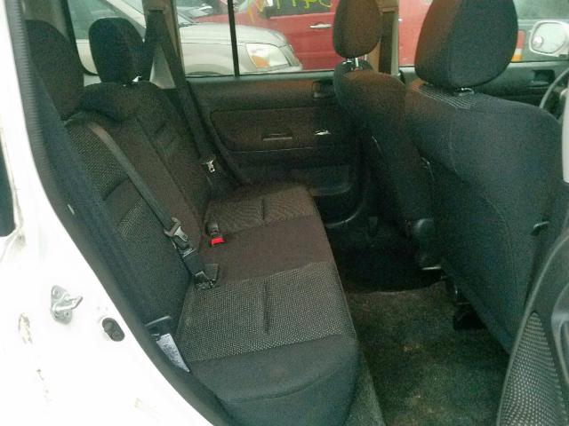 JTLKT324340167965 - 2004 TOYOTA SCION XB 白色 照片 6