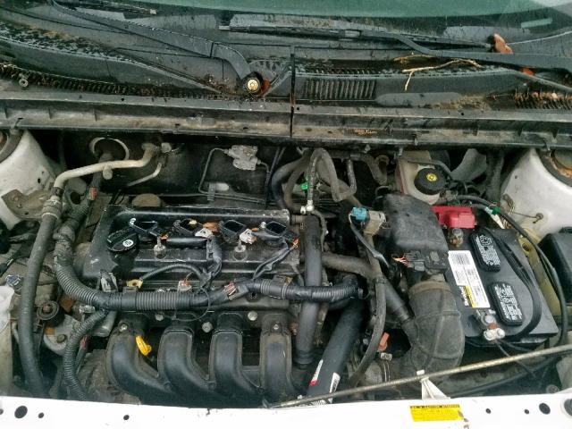 JTLKT324340167965 - 2004 TOYOTA SCION XB 白色 照片 7