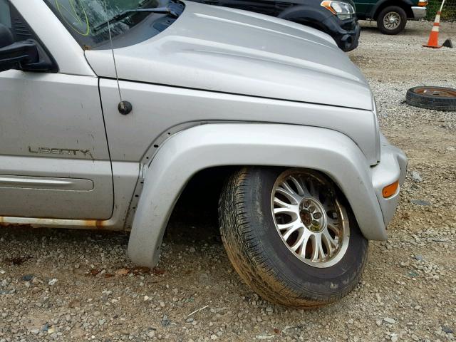 1J4GL58K34W217693 - 2004 JEEP LIBERTY LI SILVER photo 9