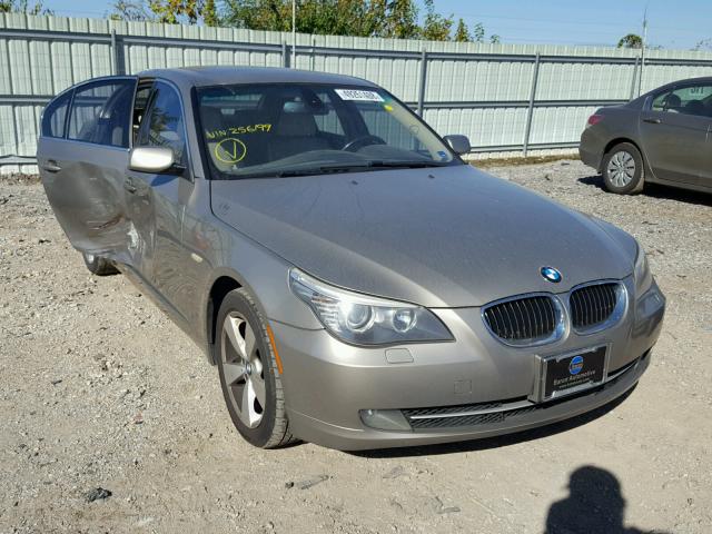 WBANV13508CZ56199 - 2008 BMW 528 XI SILVER photo 1