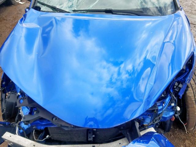 NMTKHMBX9JR014737 - 2018 TOYOTA C-HR XLE BLUE photo 7