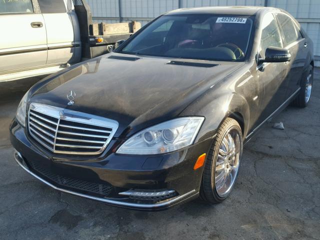 WDDNG7DB7CA423412 - 2012 MERCEDES-BENZ S 550 BLACK photo 2