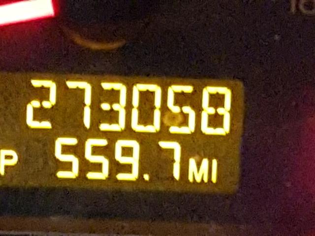 1G8AJ54F34Z231371 - 2004 SATURN ION LEVEL MAROON photo 8