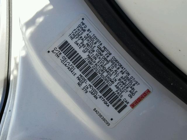 JT8BF22G9V0020489 - 1997 LEXUS ES 300 WHITE photo 10