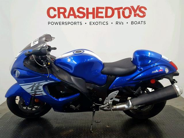 JS1GX72B8H2100519 - 2017 SUZUKI GSX1300 RA BLUE photo 3