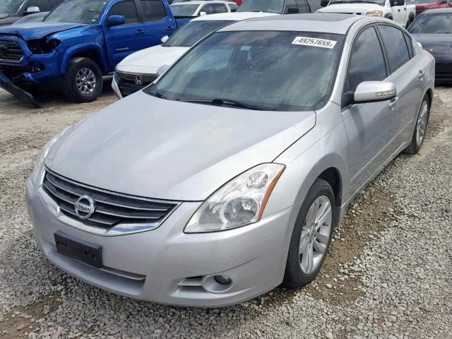 1N4BL2AP2CN529843 - 2012 NISSAN ALTIMA SR SILVER photo 2