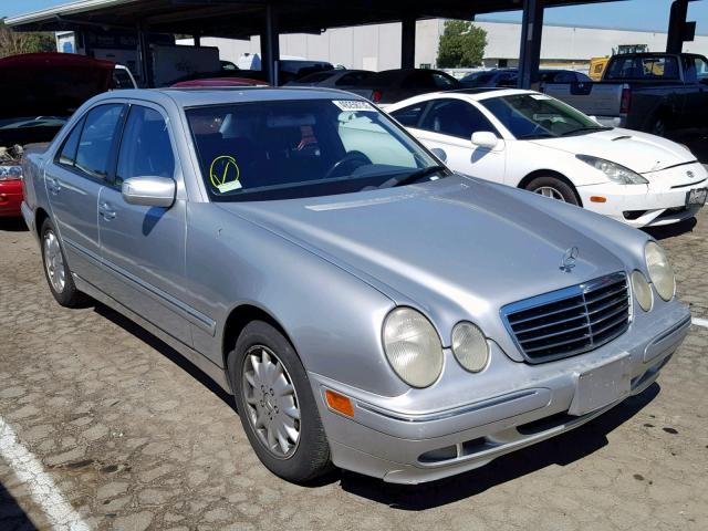 WDBJF65J21B282346 - 2001 MERCEDES-BENZ E 320 SILVER photo 1