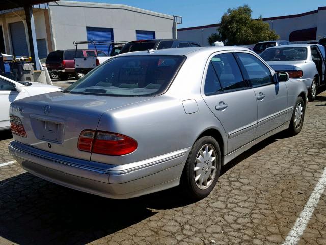 WDBJF65J21B282346 - 2001 MERCEDES-BENZ E 320 SILVER photo 4