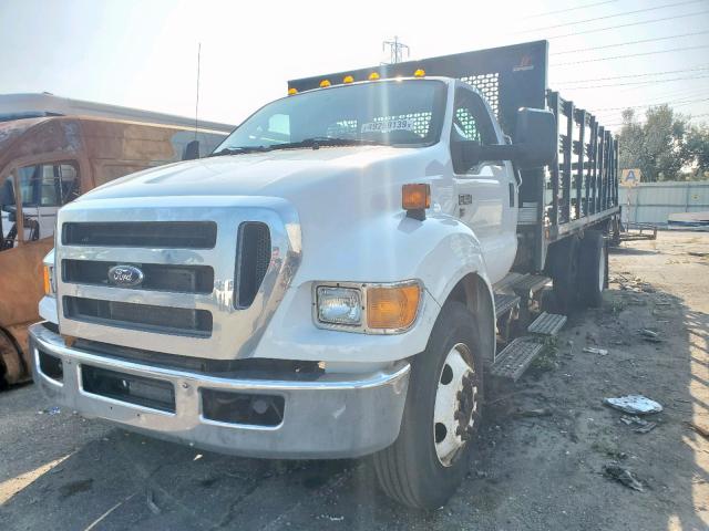 3FRNF6HD5DV038693 - 2013 FORD F650 SUPER WHITE photo 2