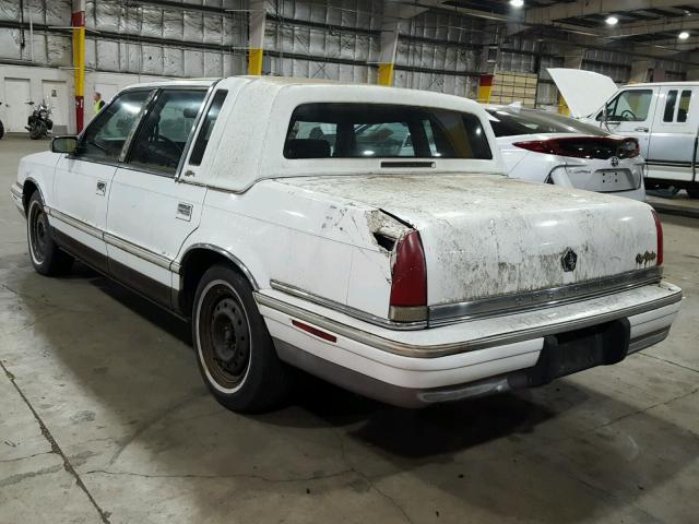 1C3XV66R3ND757293 - 1992 CHRYSLER NEW YORKER WHITE photo 3