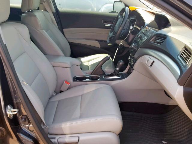 19UDE2F3XGA020228 - 2016 ACURA ILX BASE CHARCOAL photo 5