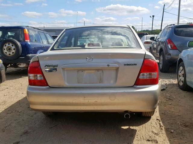 JM1BJ225720598133 - 2002 MAZDA PROTEGE DX GOLD photo 9