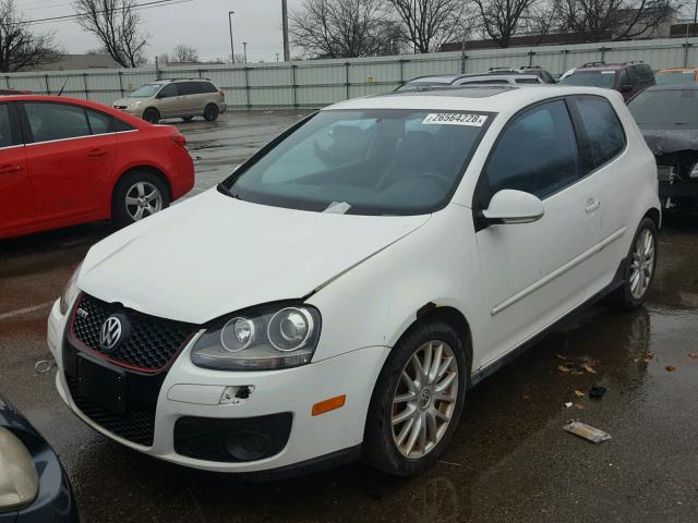 WVWEV71K16W067437 - 2006 VOLKSWAGEN NEW GTI WHITE photo 2