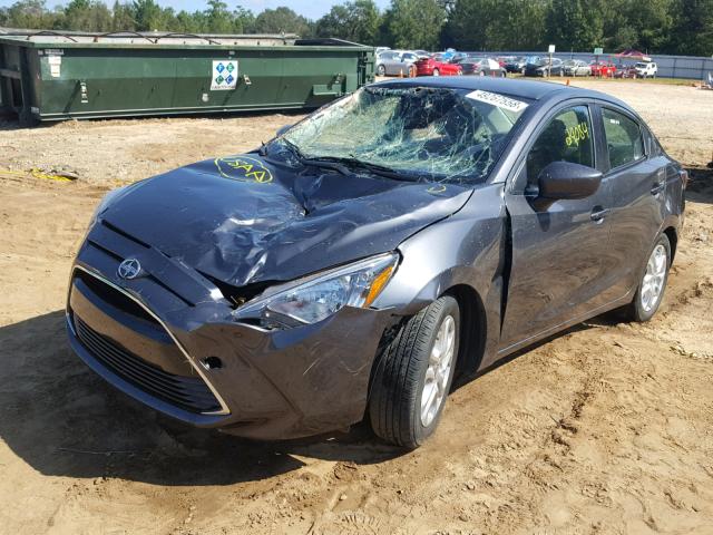 3MYDLBZV6GY136394 - 2016 TOYOTA SCION IA SILVER photo 2