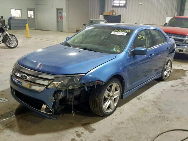 3FAHP0KC6AR273490 - 2010 FORD FUSION SPO BLUE photo 2