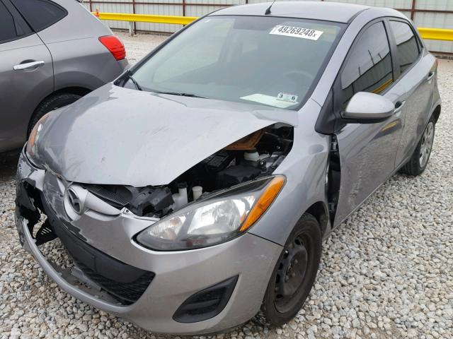 JM1DE1KY3E0178617 - 2014 MAZDA MAZDA2 SPO SILVER photo 2