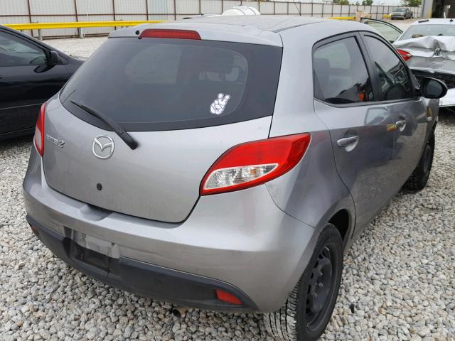 JM1DE1KY3E0178617 - 2014 MAZDA MAZDA2 SPO SILVER photo 4