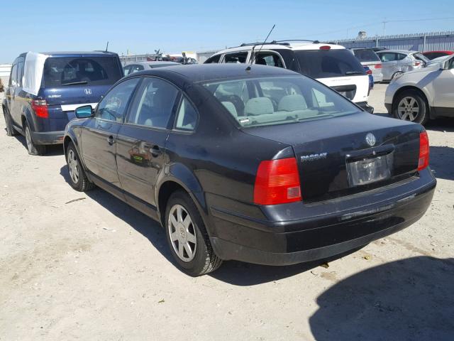 WVWMA23B3YP117615 - 2000 VOLKSWAGEN PASSAT GLS CHARCOAL photo 3