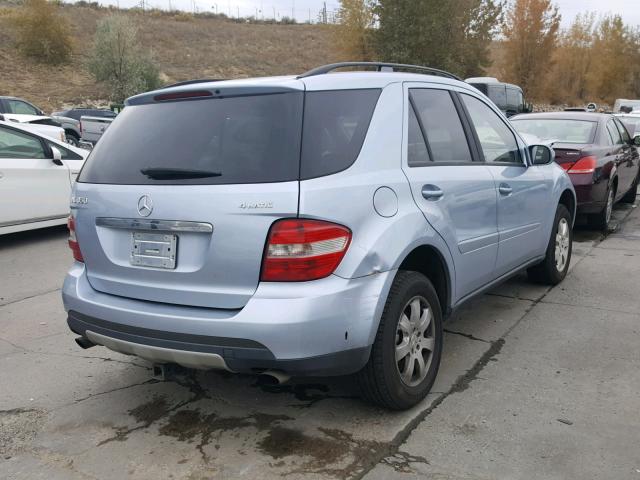 4JGBB86E76A120932 - 2006 MERCEDES-BENZ ML 350 BLUE photo 4