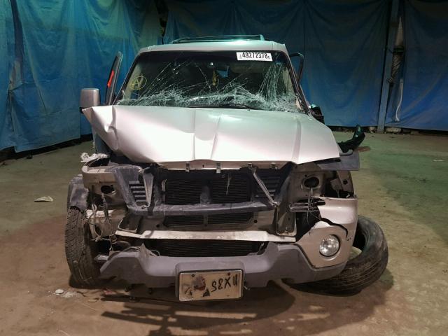 5LMEU78H73ZJ45767 - 2003 LINCOLN AVIATOR 银色 照片 9