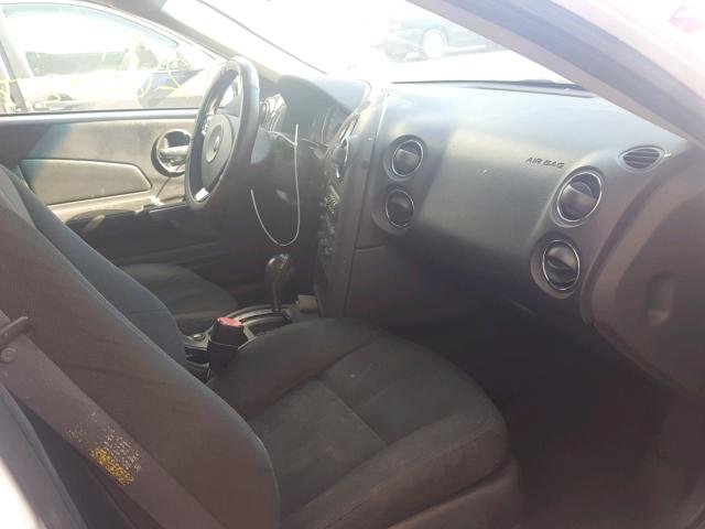 2G2WP552061107080 - 2006 PONTIAC GRAND PRIX WHITE photo 5
