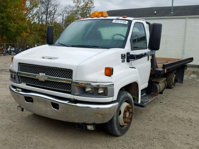 1GBE5C1255F533432 - 2005 CHEVROLET C5500 C5C0 WHITE photo 2