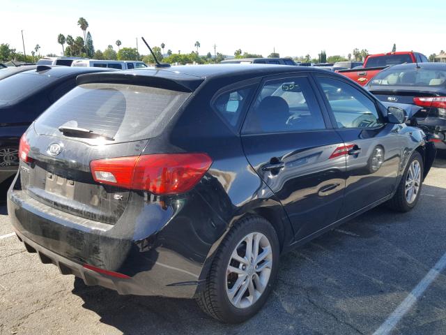 KNAFU5A26B5355365 - 2011 KIA FORTE EX BLACK photo 4