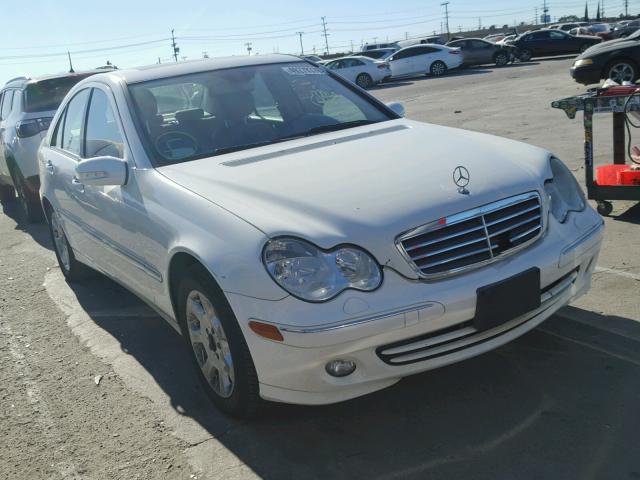 WDBRF54H97A924314 - 2007 MERCEDES-BENZ C 280 WHITE photo 1