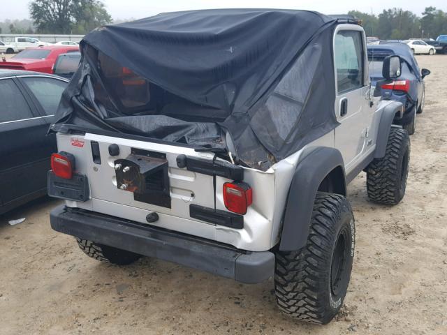 1J4FA69S56P710858 - 2006 JEEP WRANGLER / SILVER photo 9