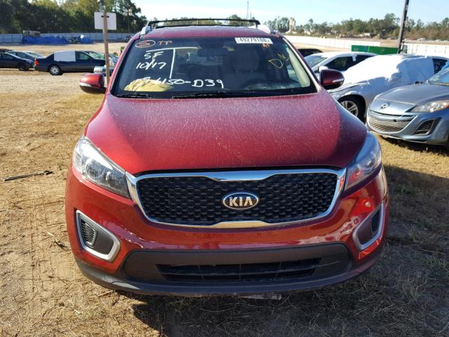 5XYPG4A35HG204910 - 2017 KIA SORENTO LX BURGUNDY photo 9