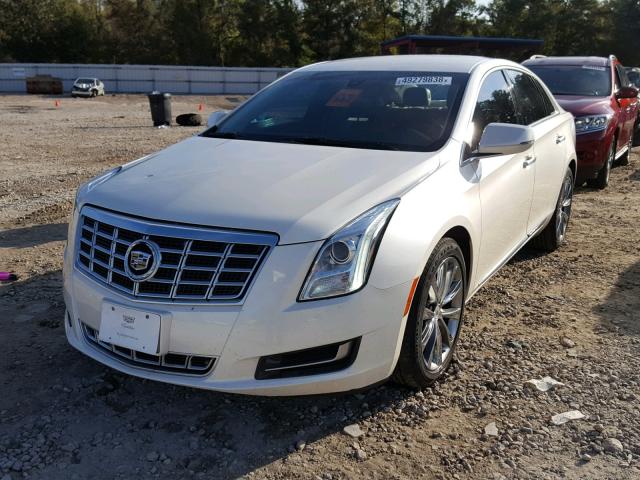 2G61N5S34D9229208 - 2013 CADILLAC XTS WHITE photo 2