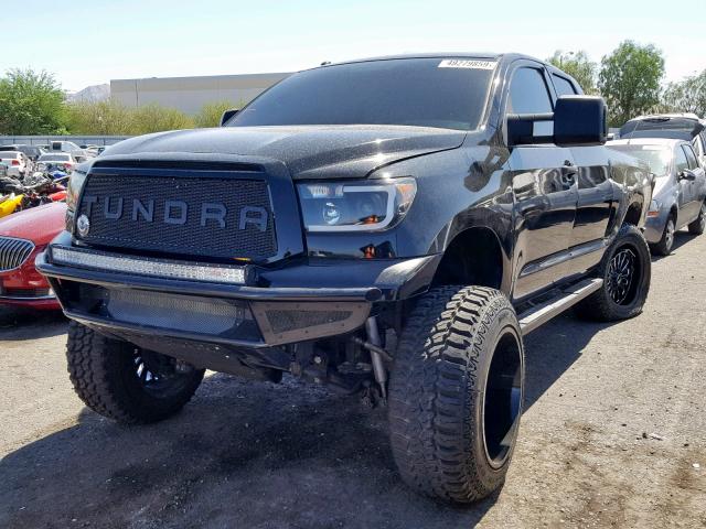 5TFRY5F15AX092342 - 2010 TOYOTA TUNDRA DOU BLACK photo 2