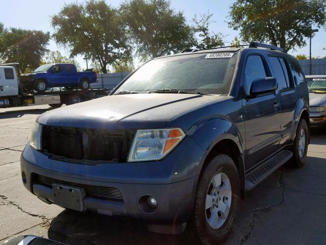 5N1AR18U06C636475 - 2006 NISSAN PATHFINDER BLUE photo 2