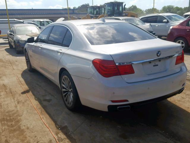 WBAKB4C50BC392803 - 2011 BMW 740 LI WHITE photo 3