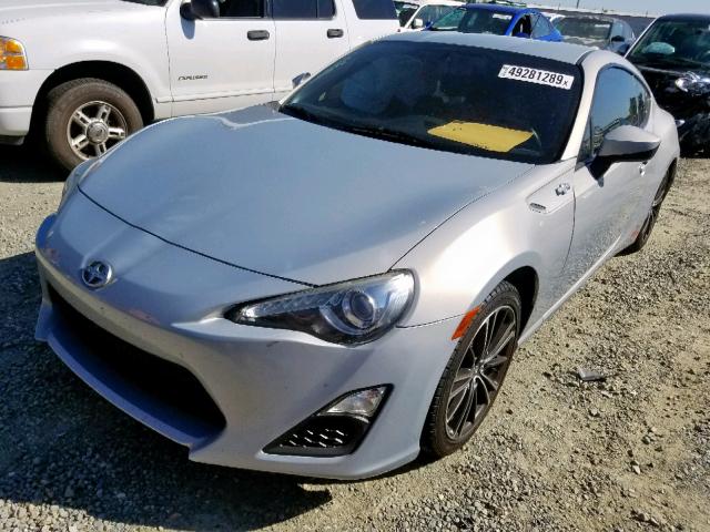 JF1ZNAA14D1733700 - 2013 TOYOTA FR-S SILVER photo 2