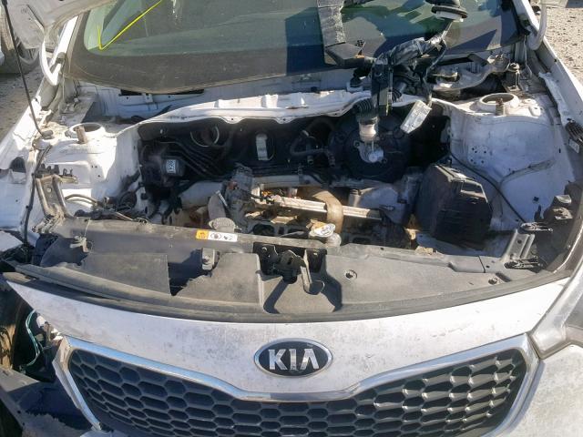 KNAFX4A82E5121993 - 2014 KIA FORTE EX WHITE photo 7