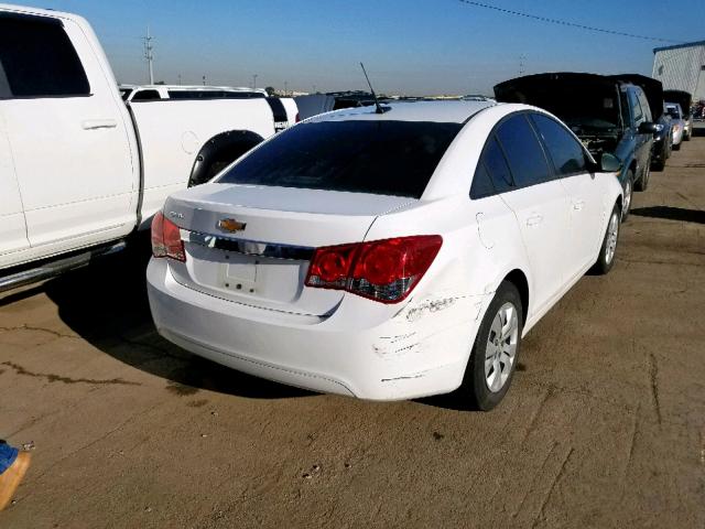 1G1PB5SH6D7324925 - 2013 CHEVROLET CRUZE LS WHITE photo 4