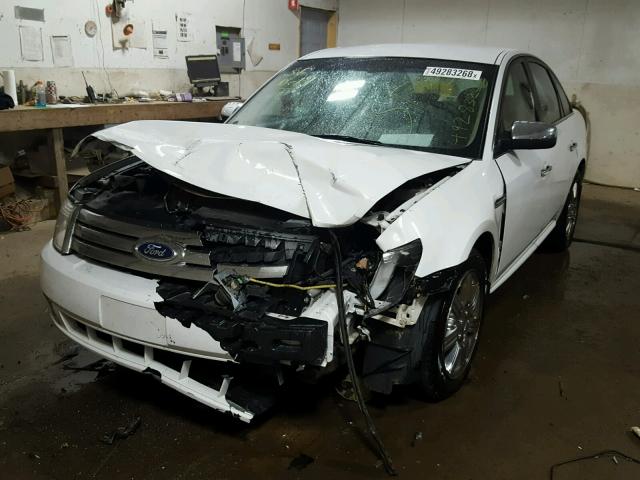 1FAHP28W38G156254 - 2008 FORD TAURUS LIM WHITE photo 2