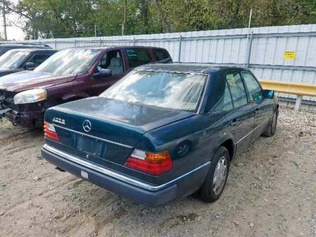 WDBEA34E6PB966120 - 1993 MERCEDES-BENZ 400 E GREEN photo 4