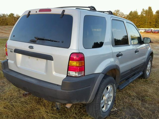 1FMYU03142KD42730 - 2002 FORD ESCAPE XLT SILVER photo 4