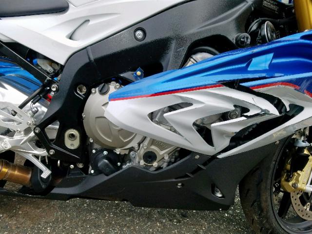 WB10D2107GZ353630 - 2016 BMW S 1000 RR TWO TONE photo 7