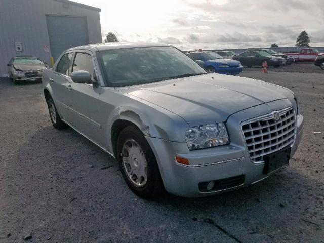 2C3JA53G65H668173 - 2005 CHRYSLER 300 TOURIN SILVER photo 1