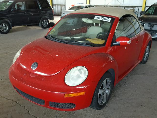 3VWRF31Y16M304307 - 2006 VOLKSWAGEN NEW BEETLE 红色 照片 2