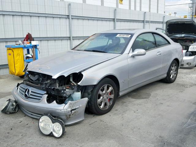 WDBTJ65J33F047604 - 2003 MERCEDES-BENZ CLK 320C SILVER photo 2